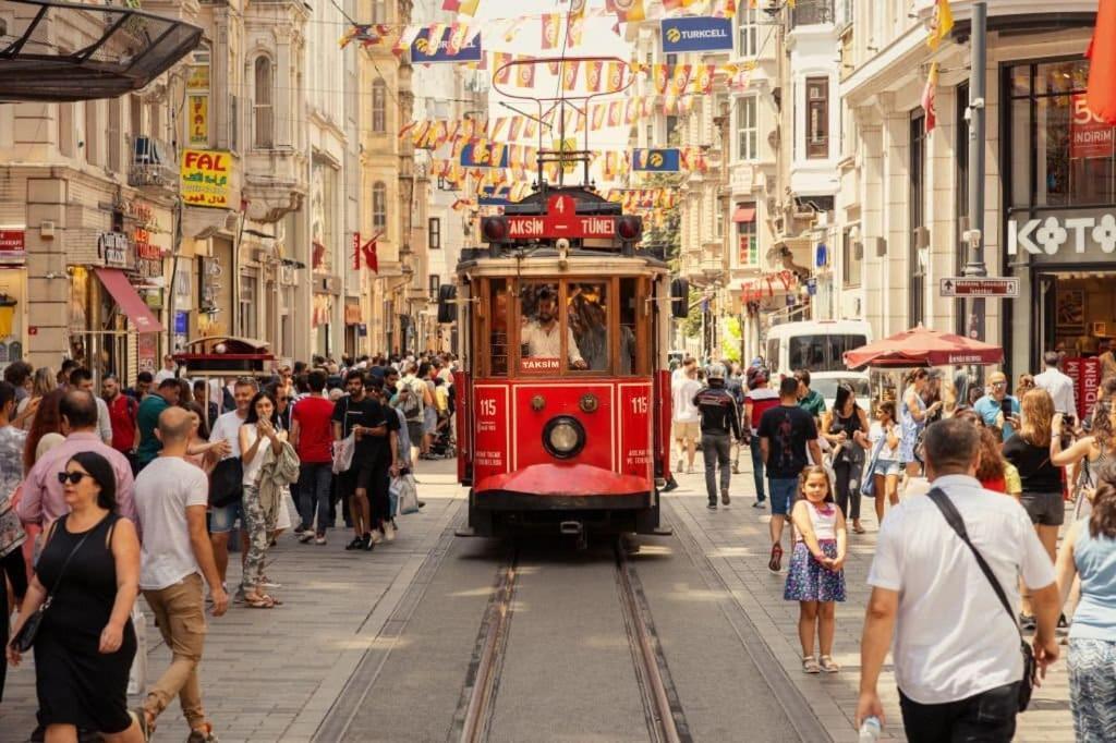 Taksim Ninova Hotel Istanbul Exterior photo